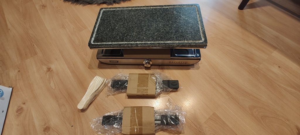 Grill elektryczny raclette Yoer Racletto ERG04S
