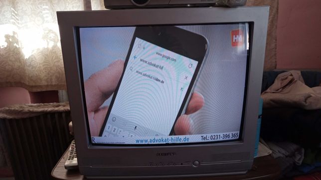 Телевізор Samsung cz21f32t повіністю робочий + пульт