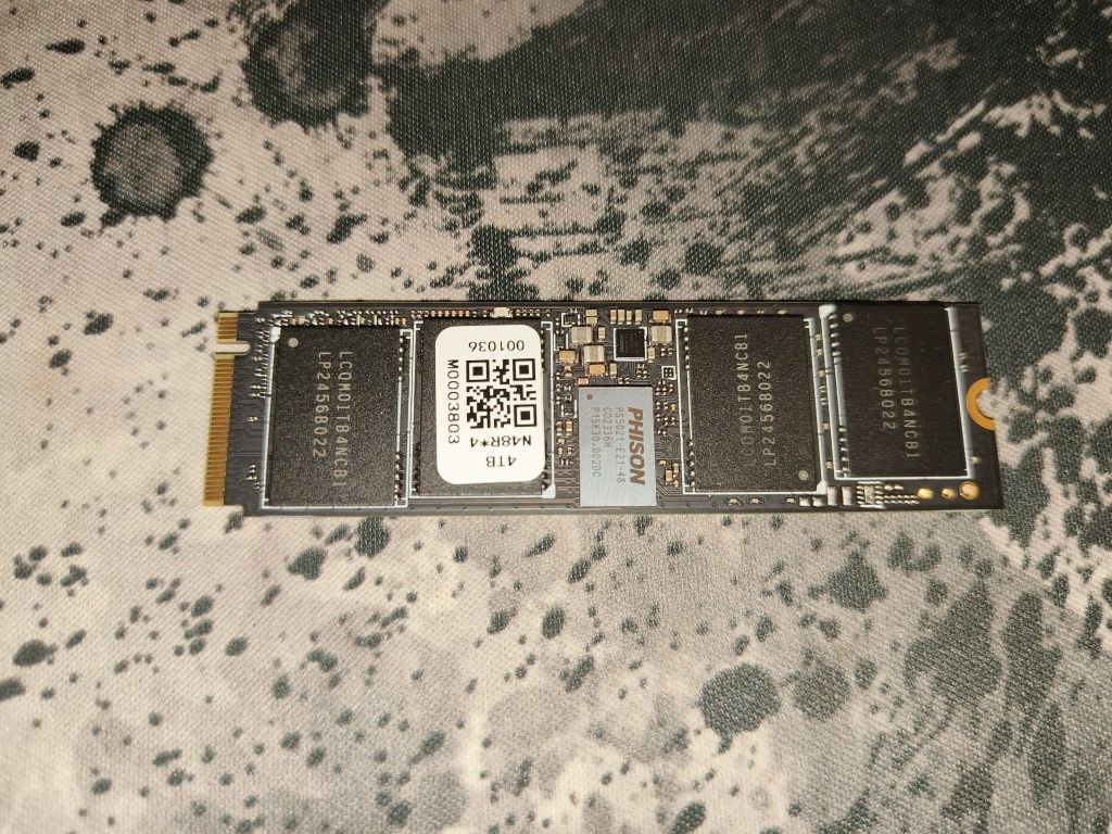 Nowy dysk SSD 4TB pcie 4.0 TLC