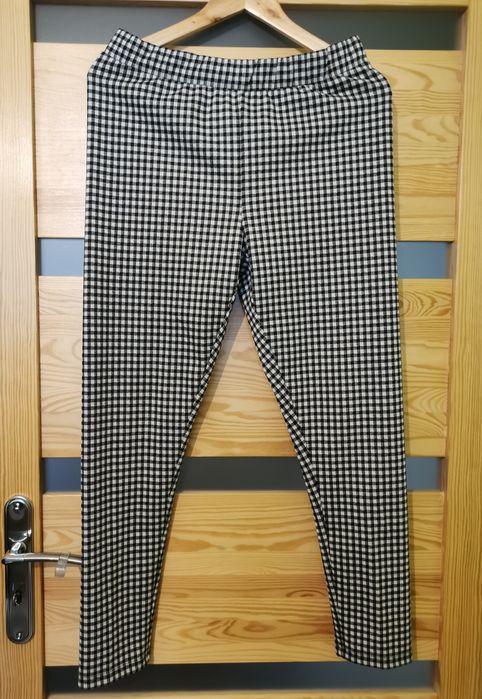 Leginsy spodnie ze stretchem w pepitke kratkę Bonprix 42 Rainbow