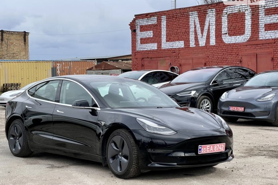 Tesla Model 3 Dual Motor Long Range 2021