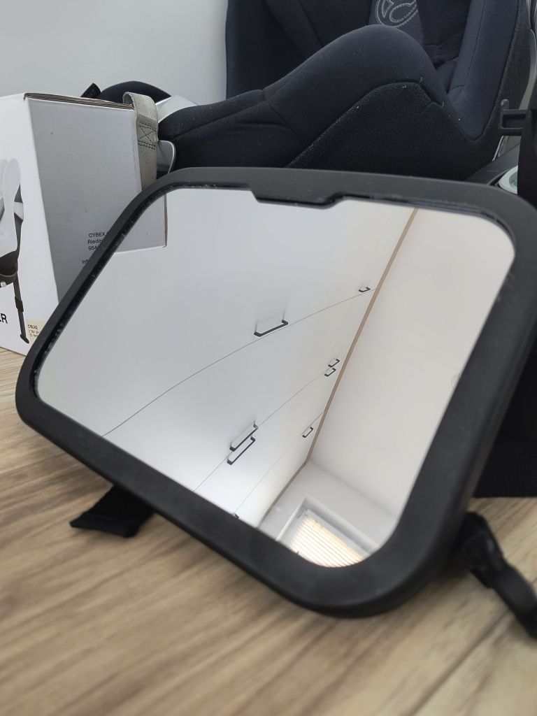 CYBEX SIRONA Z i-Size fotelik obrotowy 360° z bazą isofix Czarny