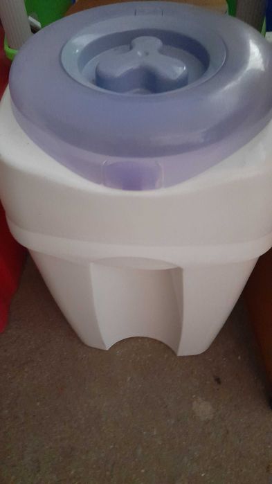 Contentor para fraldas sujas