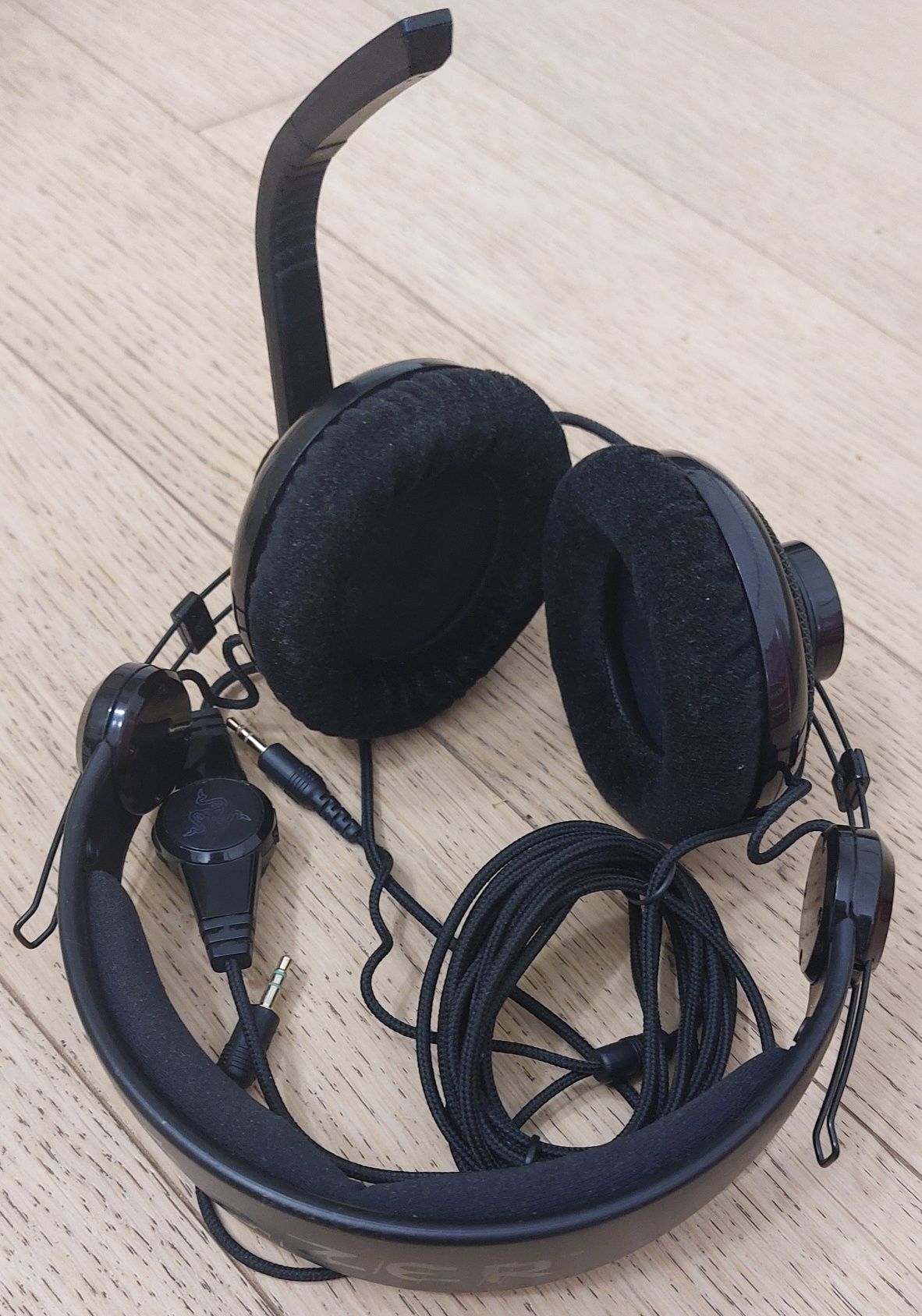 Геймерские наушники Razer Carcharias, Plantronics, Gemix
