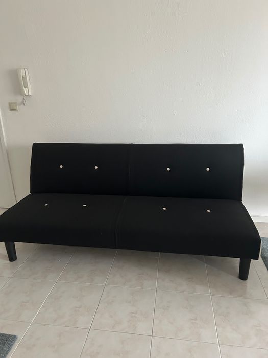 Sofá cama com muito pouco uso