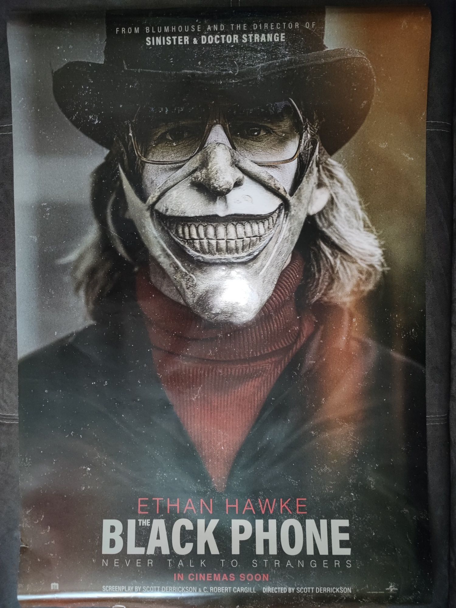 Плакат The Black Phone з кінотеатру США