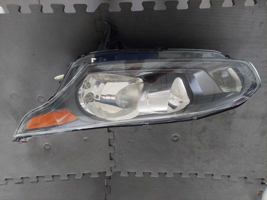 farol esq Ford connect