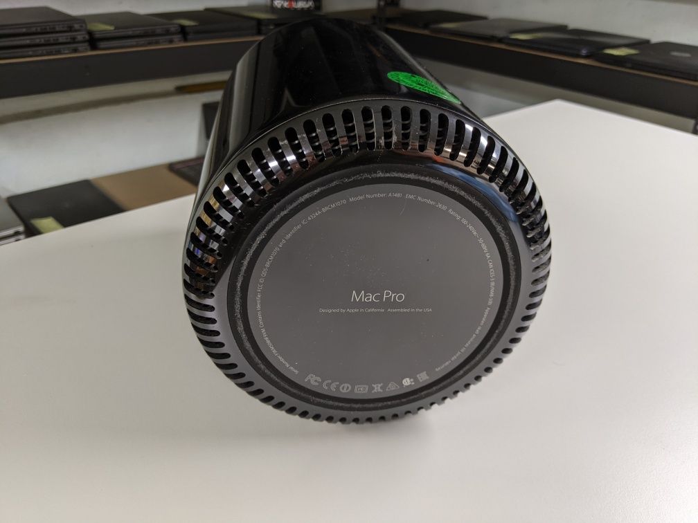 Копютер Apple Mac Pro intel Xeon E5 32Gb/1Tb