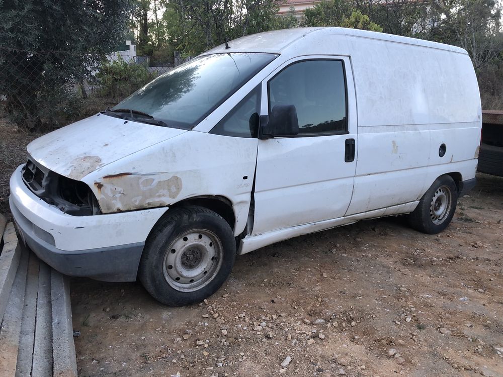 Fiat Scudo 2.0 JTD completa para peças