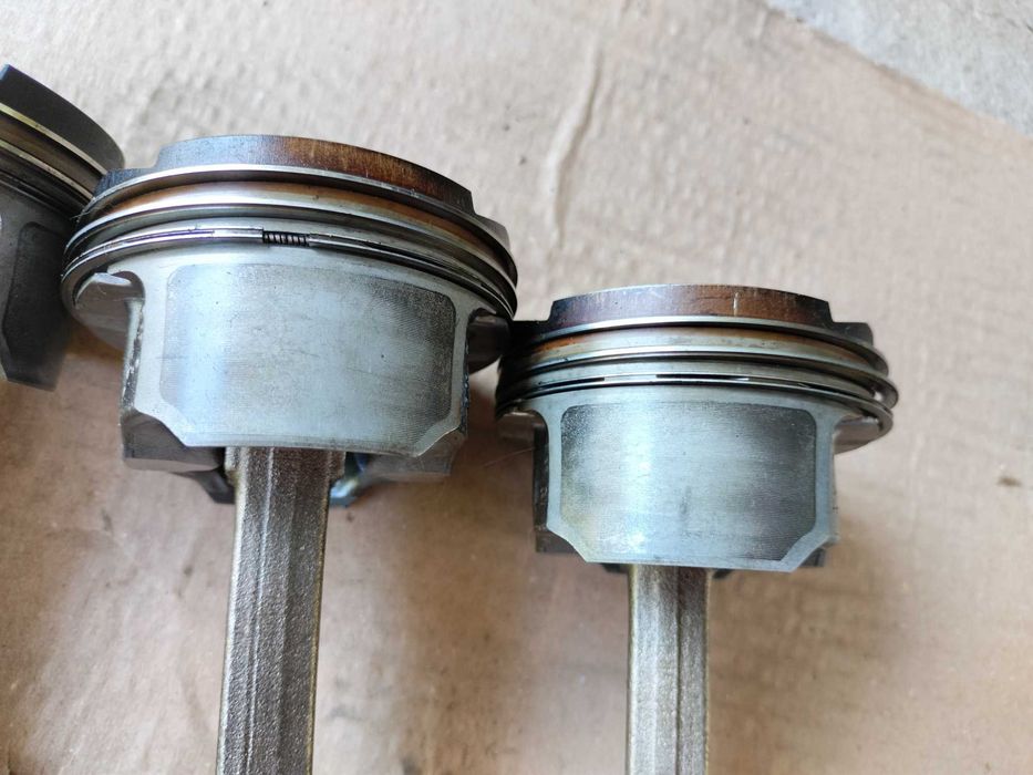 Поршня-шатуни бмв  , bmw двигун n54b30a бмв поршень e60 e90 e70