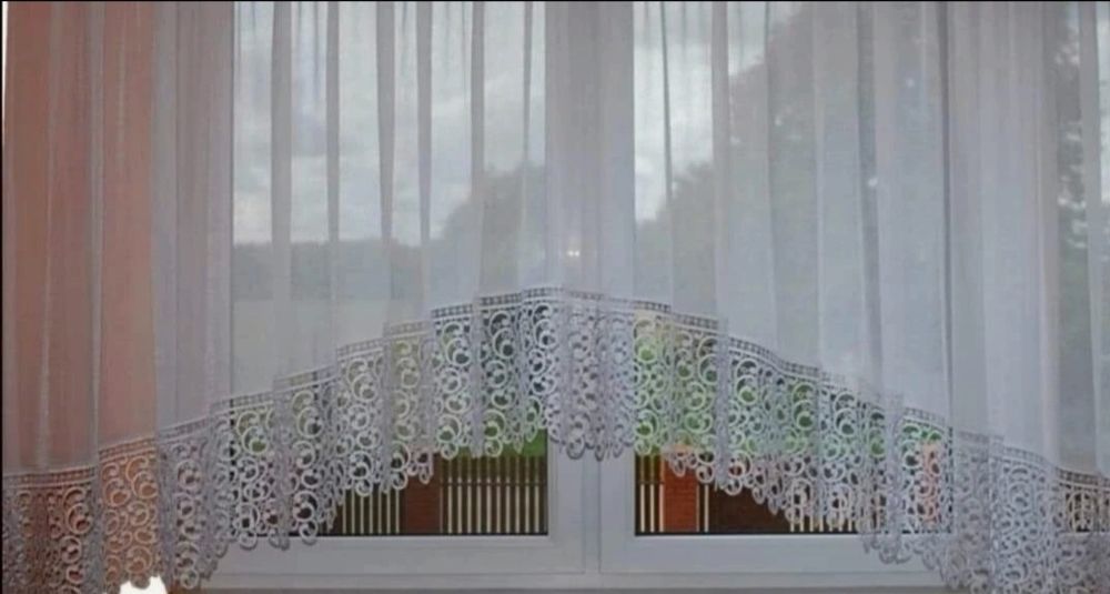 Firanki z białego kreszu