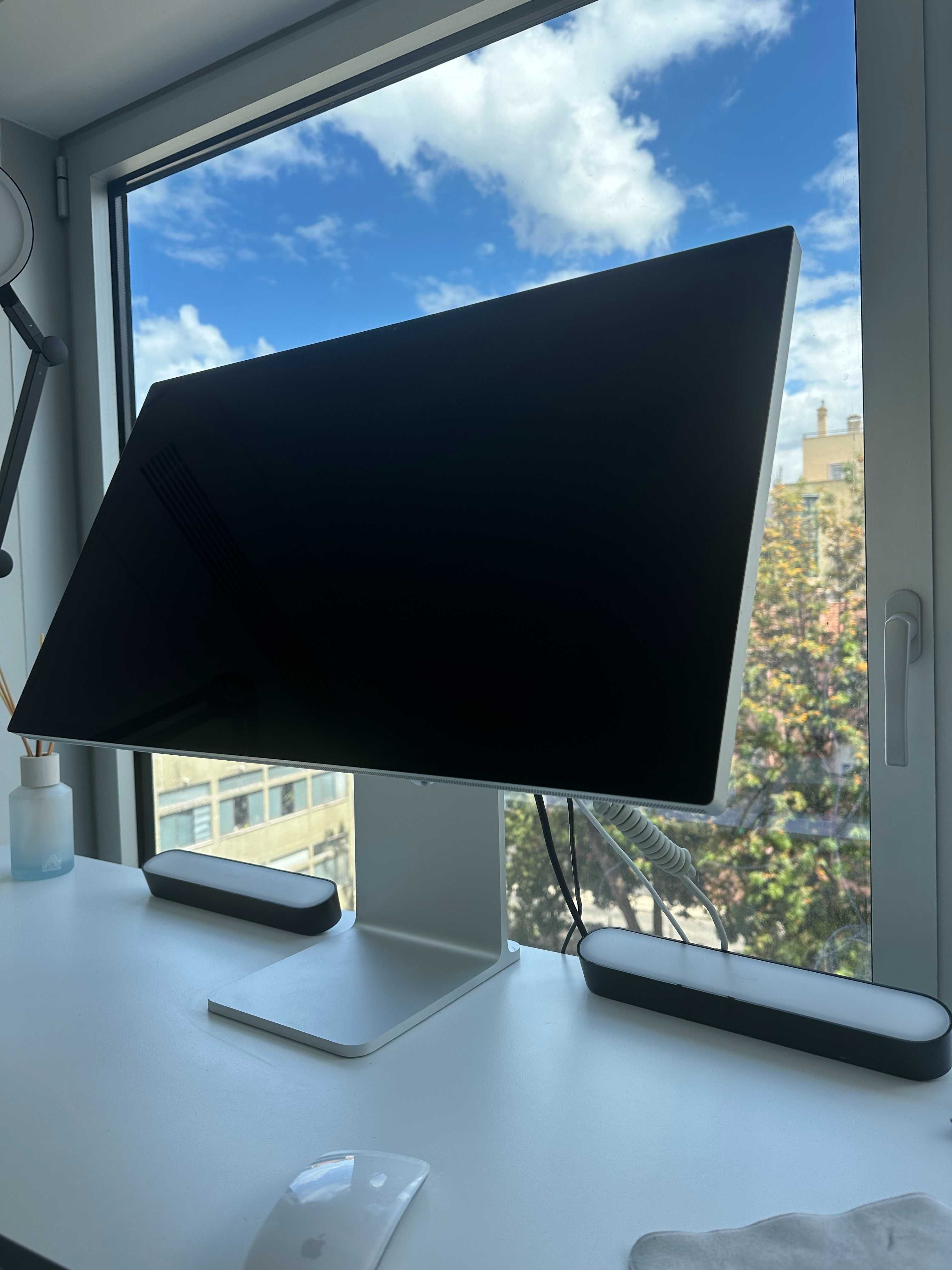 Apple Studio Display perfect