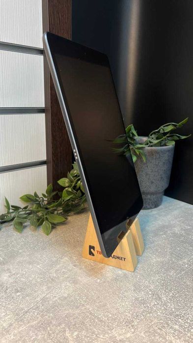 iPad 8th 128GB Space Gray Wi-Fi | стан 4.8/5 | Гарантія | Магазин
