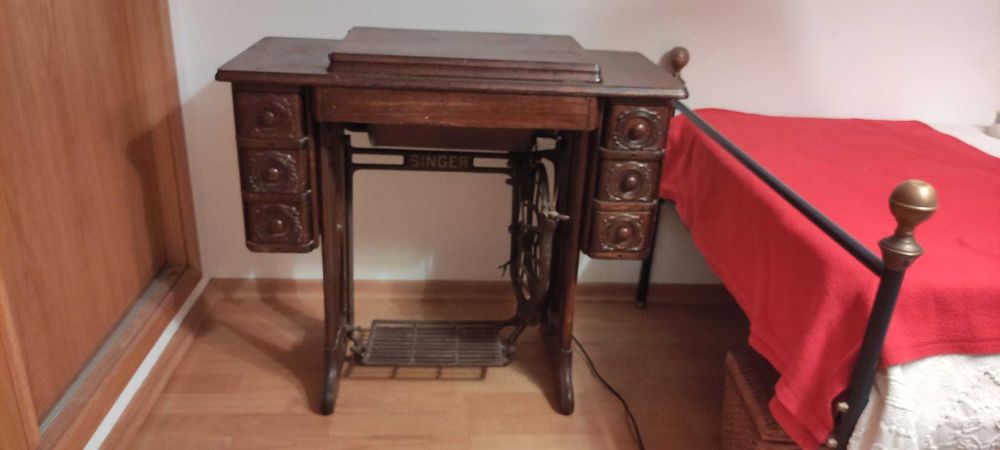 Maquina costura Singer