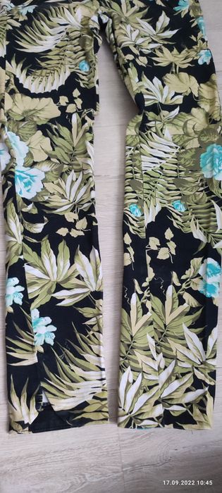 Spodnie w kwiaty ZARA r.34