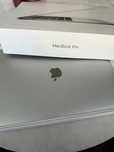 MacBook Pro 13” (2017) | i5 | 8GB RAM | 256 GB SSD | macOS Ventura