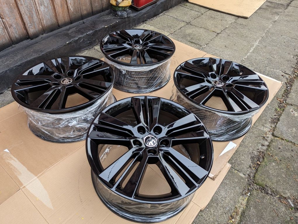 Orginalne Felgi  Skoda RS  18"  5x112