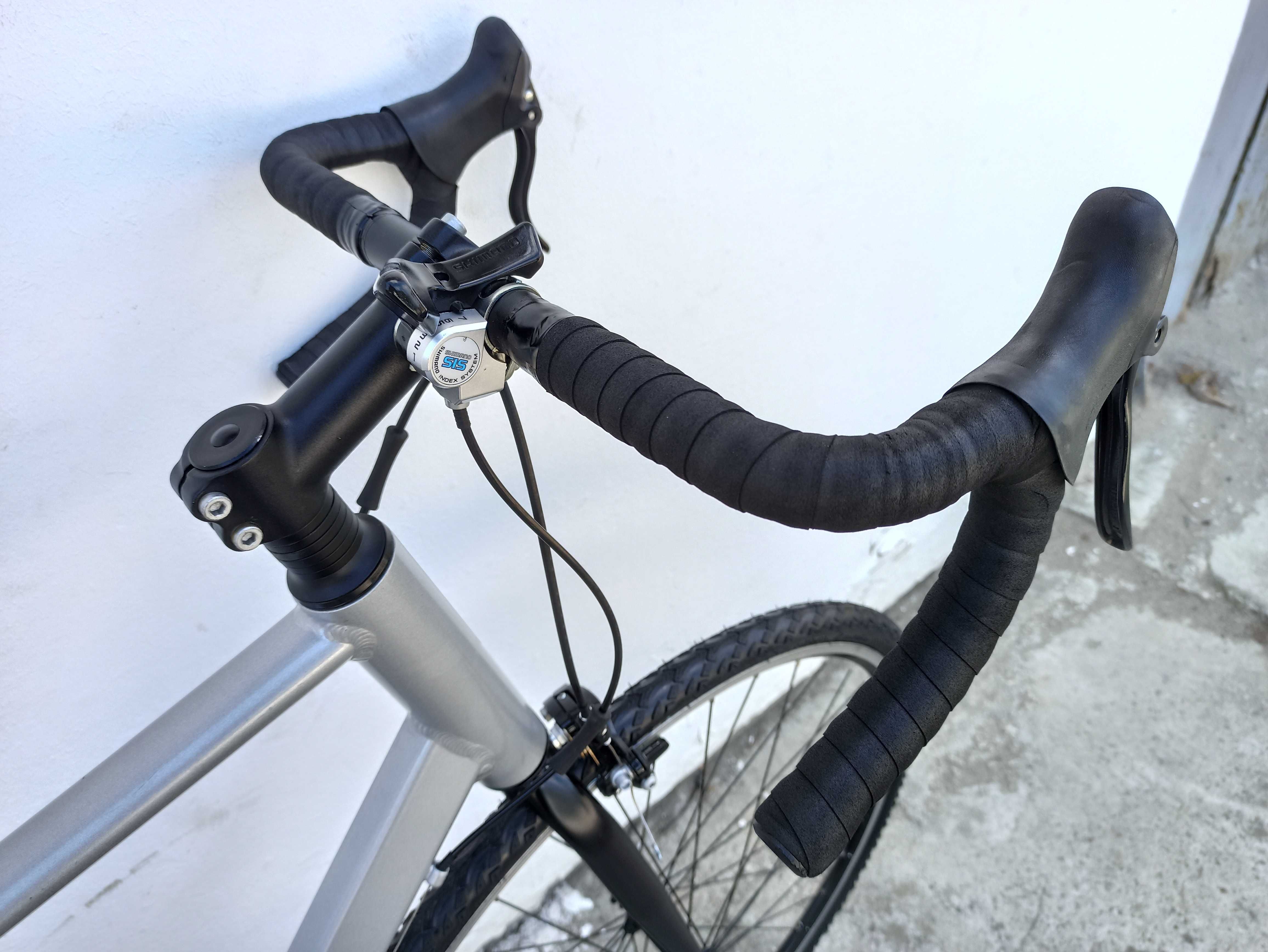Kolarka kolarzówka szosa Btwin Triban RC 100 na wzrost L 173-188 cm