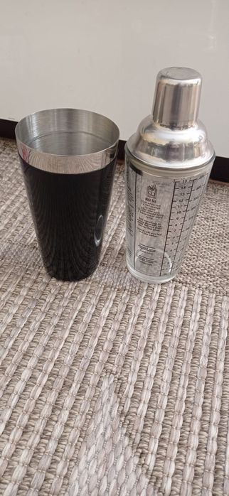 Shaker do alkoholi + kubek