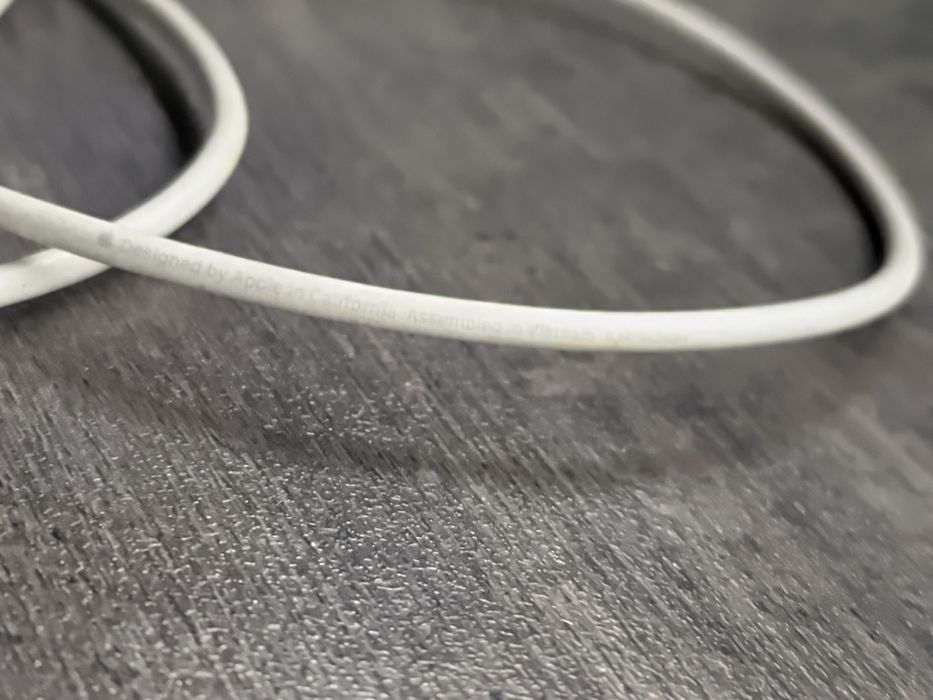 Оригинал Кабель Apple USB-C to Lightning Cable 1m