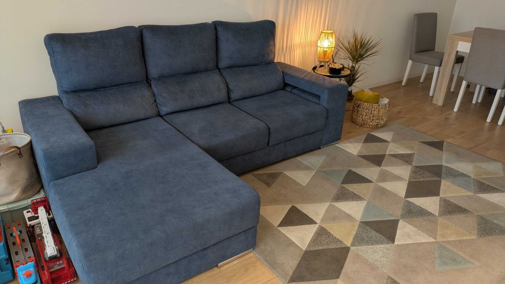 Sofa Chaise Longue com Arrumação