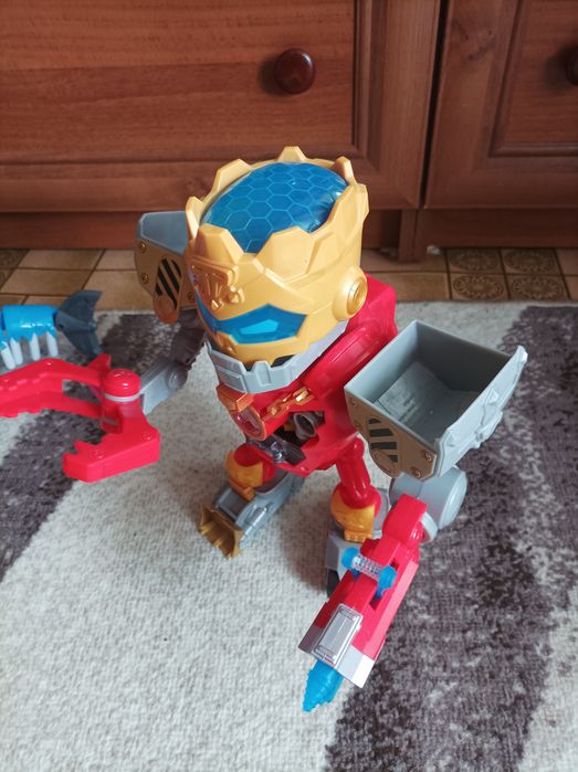 Робот мегабот.Treasure X Robots Gold - Mega Treasure Bot