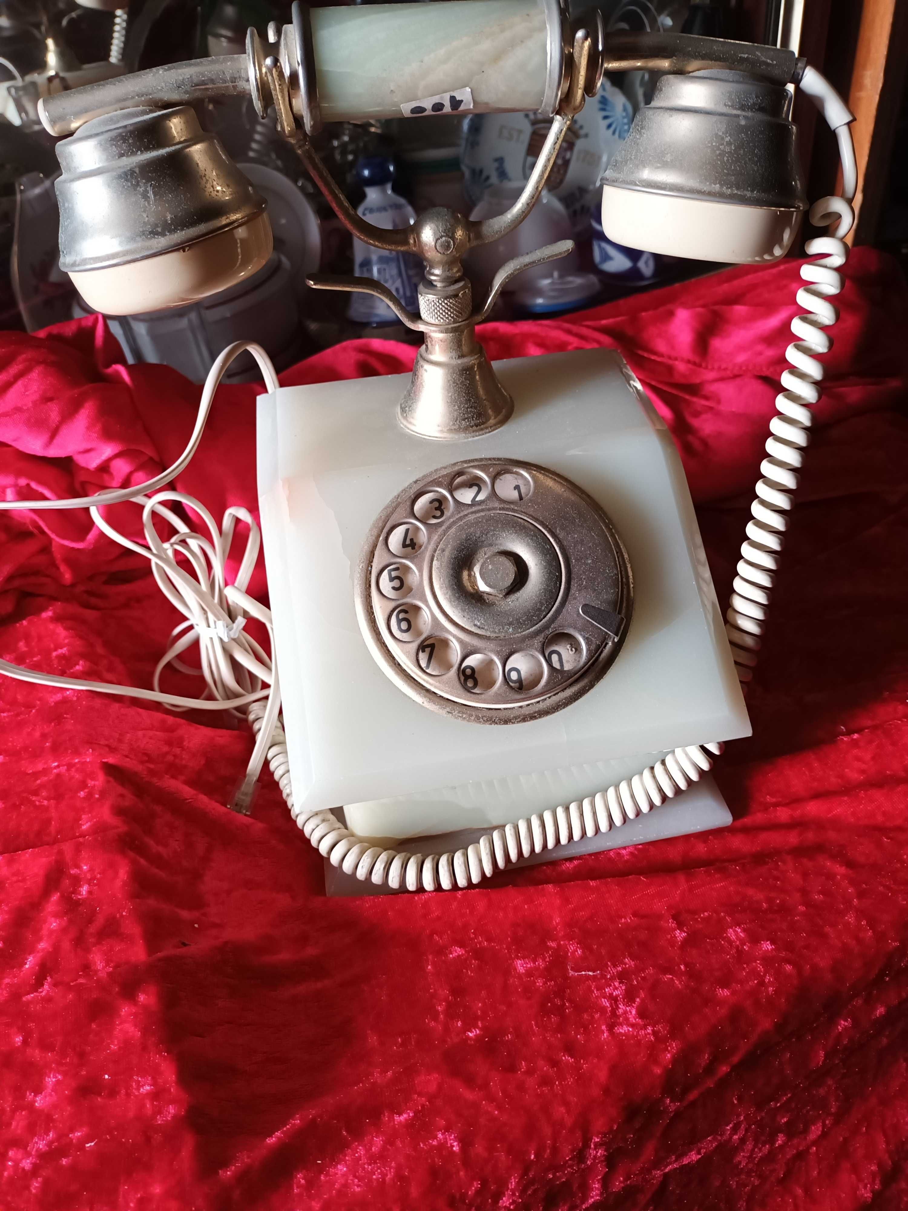 Telefone antigo em alabastro excelente para decoração