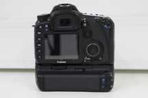 Canon EOS 7D + Grip original e Baterias extras