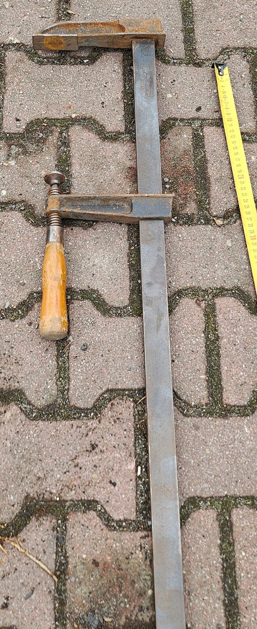 Stary ścisk stolarski A-1200