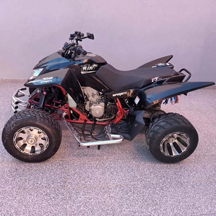 Vendo moto4 como nova