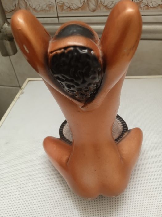 Статуэтка негритянка