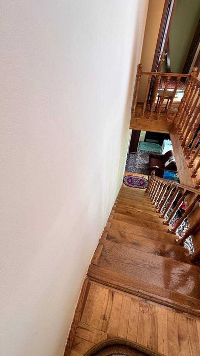 Продається чудовий двоповерховий будинок у мальовничому селі Малинівка