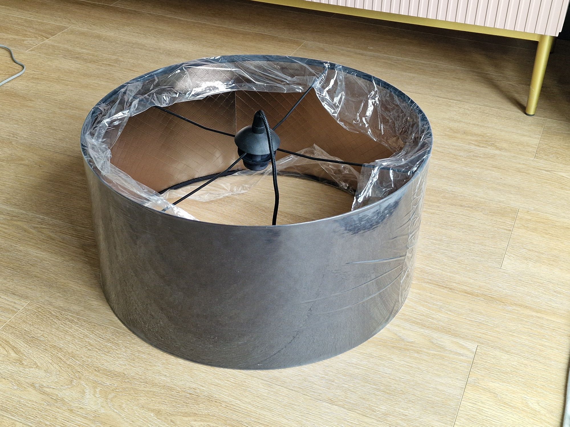 Lampa Satynowa wisząca BPS Koncept Pedant Lamp 0e0-088-50 Nieużywana