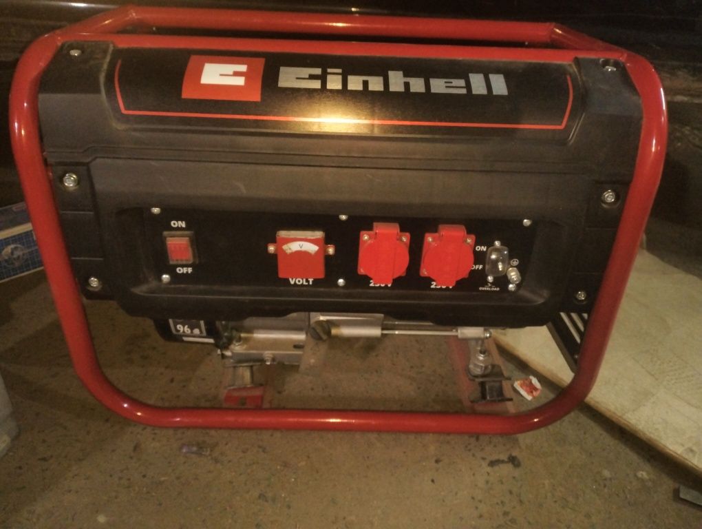 Генератор Einhell TC-PG 25/1/E5 2.1-2.4кВт