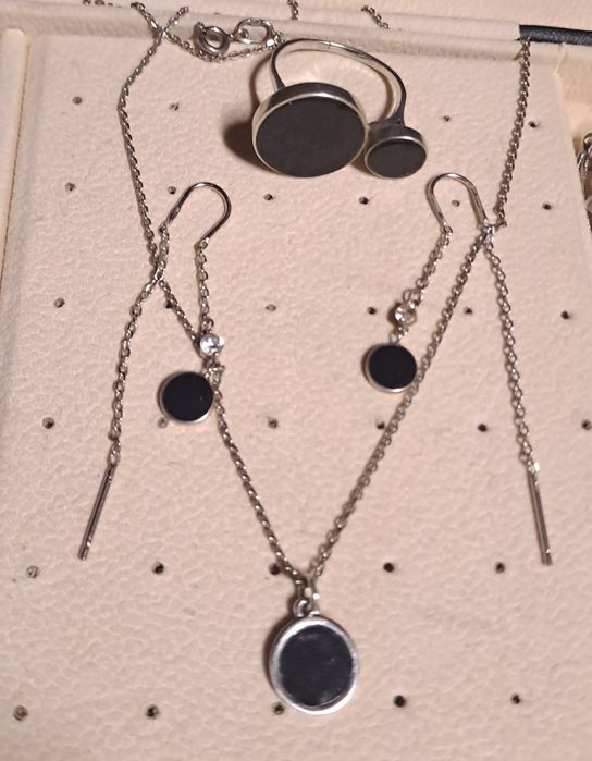 Продам комплект, серебро