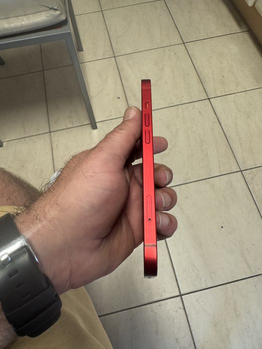 Apple Iphone 13 - 128gb (RED)