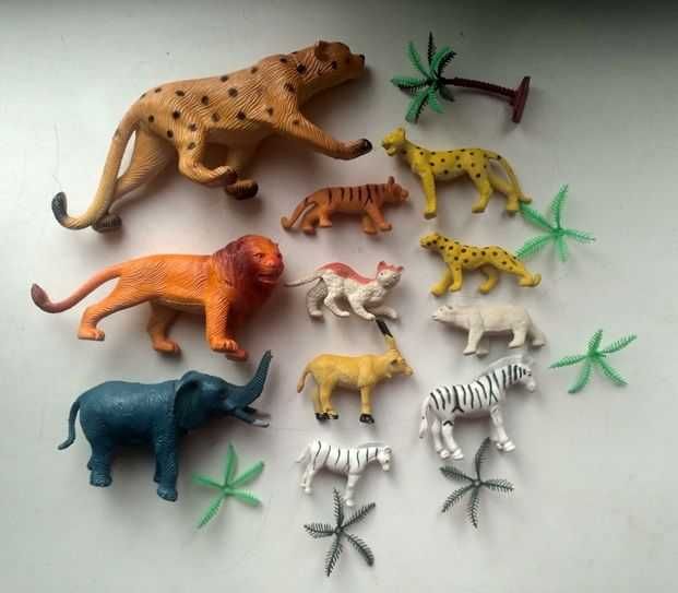 детский набор  Саванна  познавательно- развлекательный