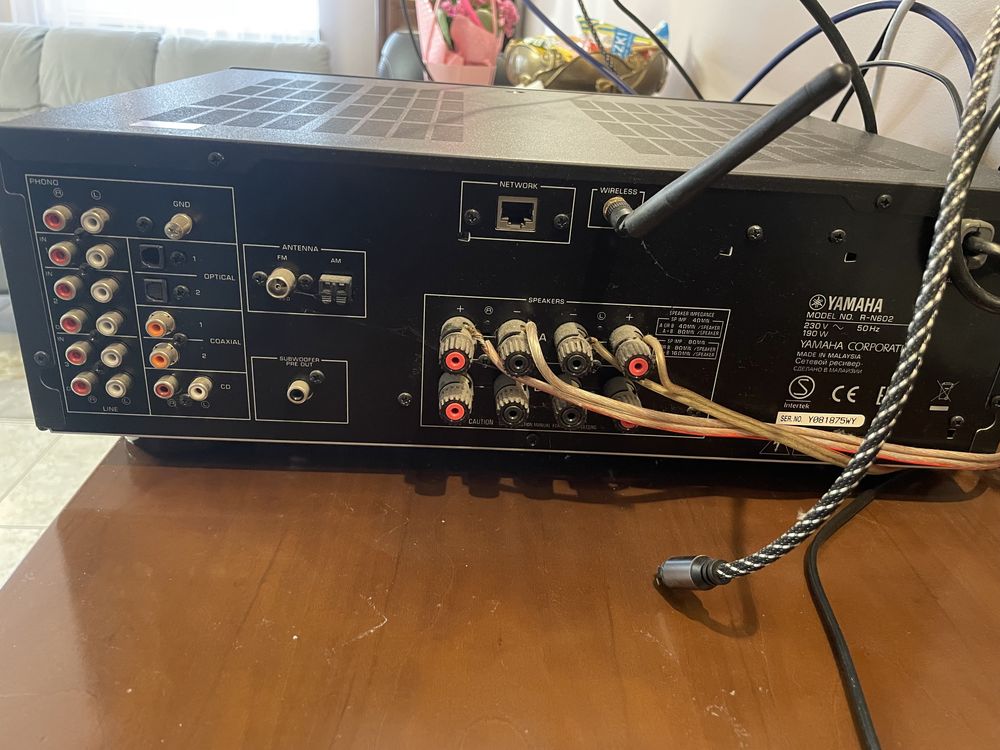 Amplituner Yamaha R-N 602