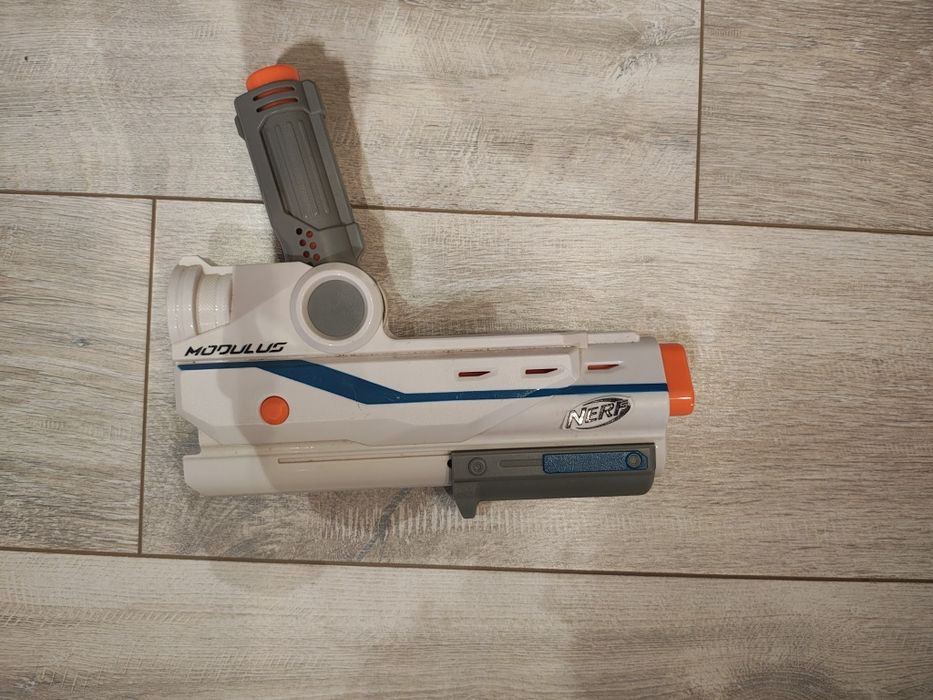 NERF lufa ze strzelbą do wyrzutni z serii Modulus