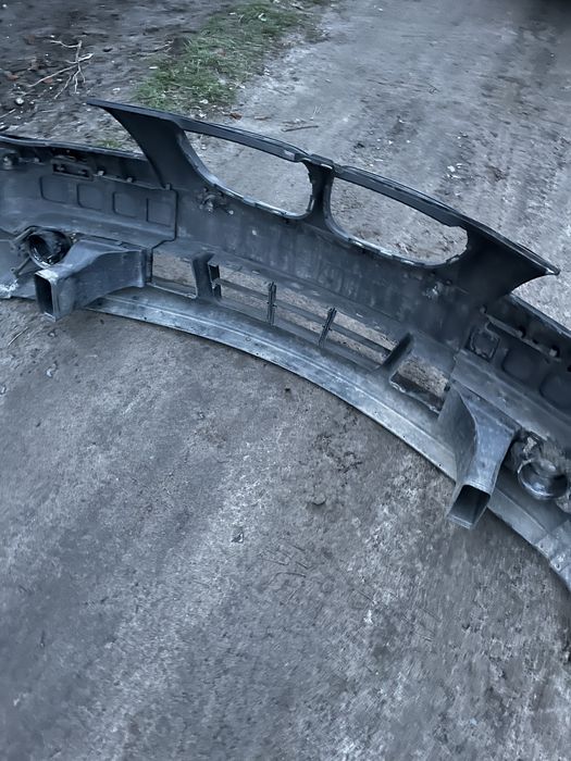 Бампер передній BMW e60/61
