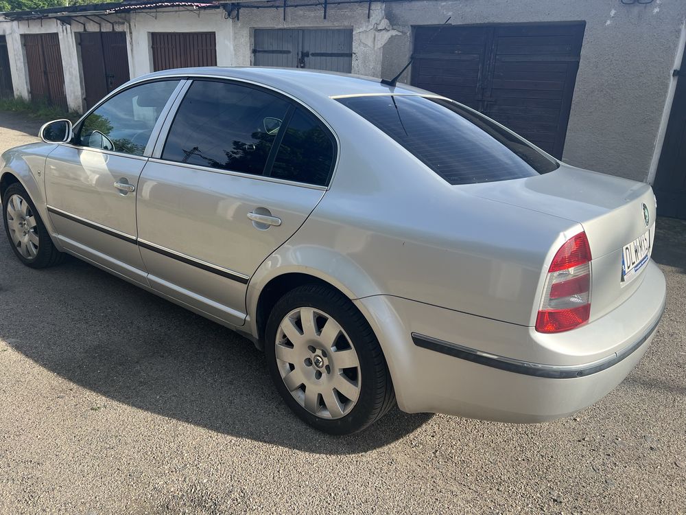 Skoda Superb 2,0 diesel