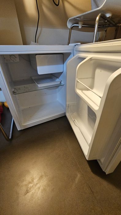 Mini frigorífico kunft com garantia