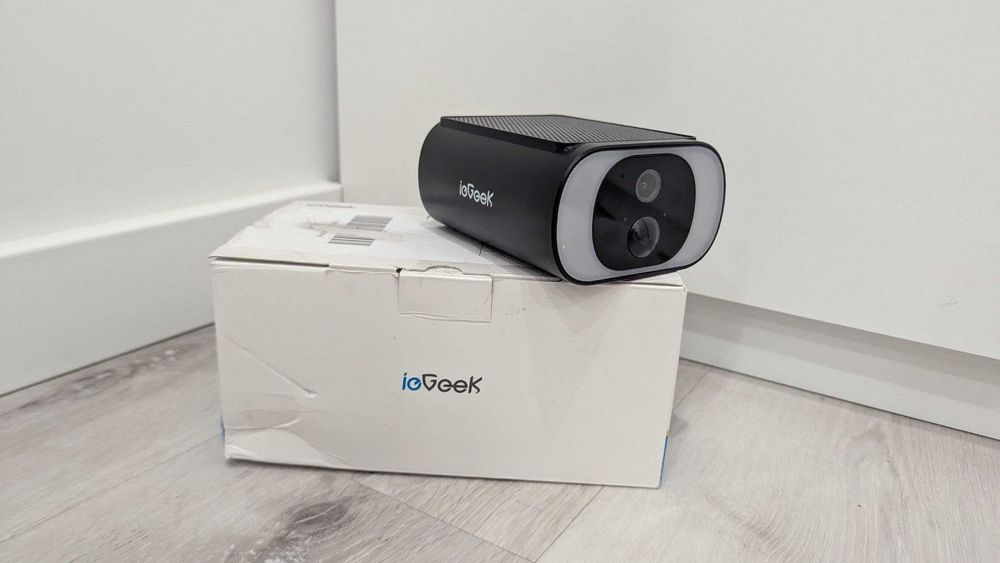 ieGeek S1 Solar Security Camera — Wi-Fi камера з сонячною панеллю