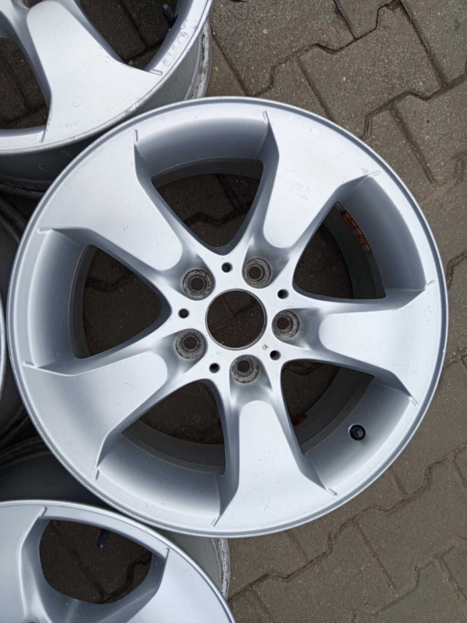 Felgi Alu 17 BMW X3 E83 OE 3.417.393 8Jx17x5x120x72,5 ET46