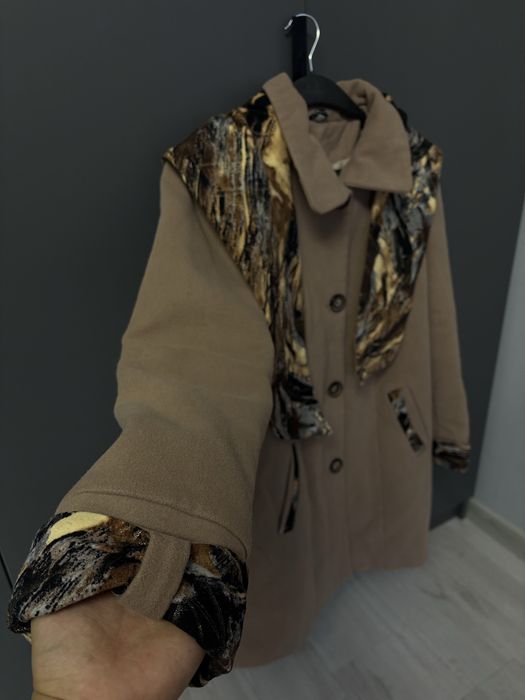 Пальто 54 розмір