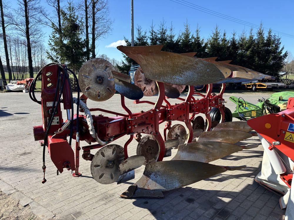Pług 4 skibowy obrotowy Kongskilde Variant 4000 kroje Overum Kuhn