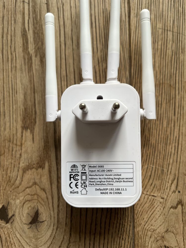 Repeater wifi Ausek z antenami