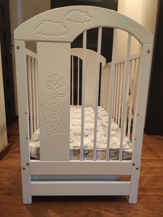 Łóżeczko z szufladą 60x120 żyrafka