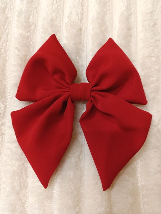 Бант-заколка для  зачіски на новорічну фотоссесію