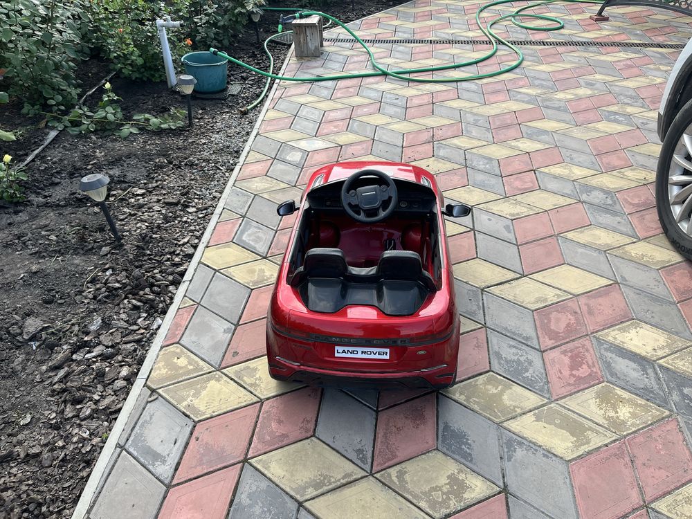 Продам дитячий автомобіль